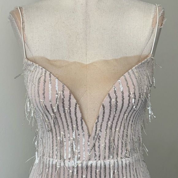 NWT Nookie Karma Mini Dress in Silver - Picture 4 of 10